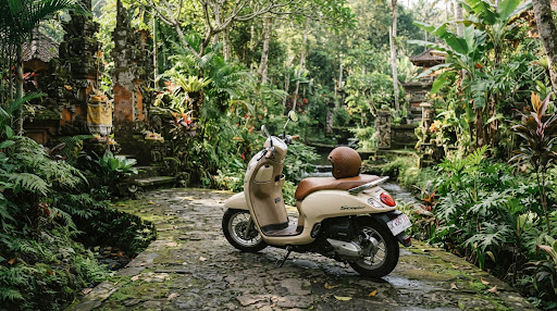 Ubud Scooter Survival Guide: Navigating Steep Hills, Monkeys & Narrow Streets