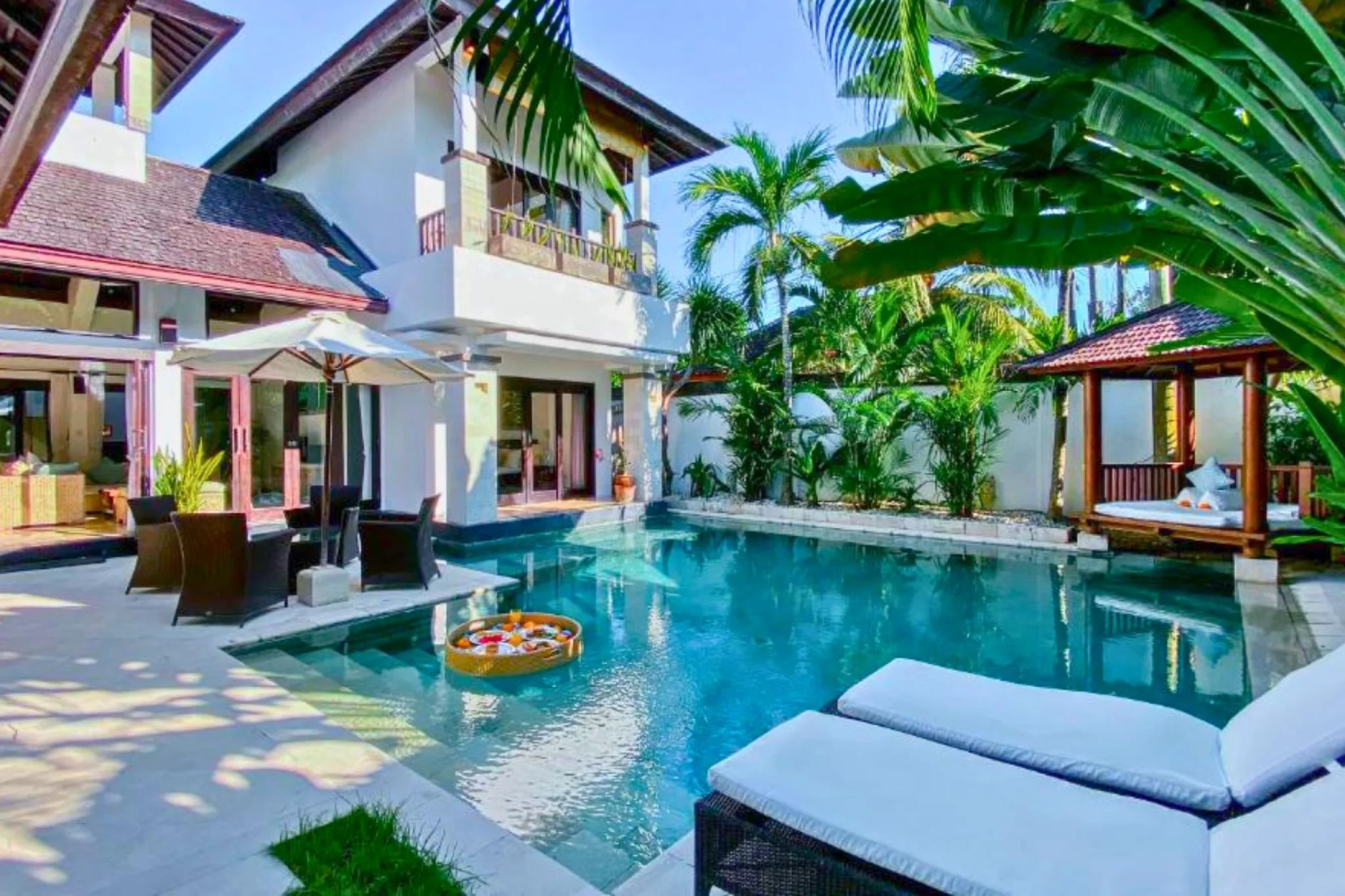 Cendani 3BR Private Pool Villa Luxury Resort Nusa Dua
