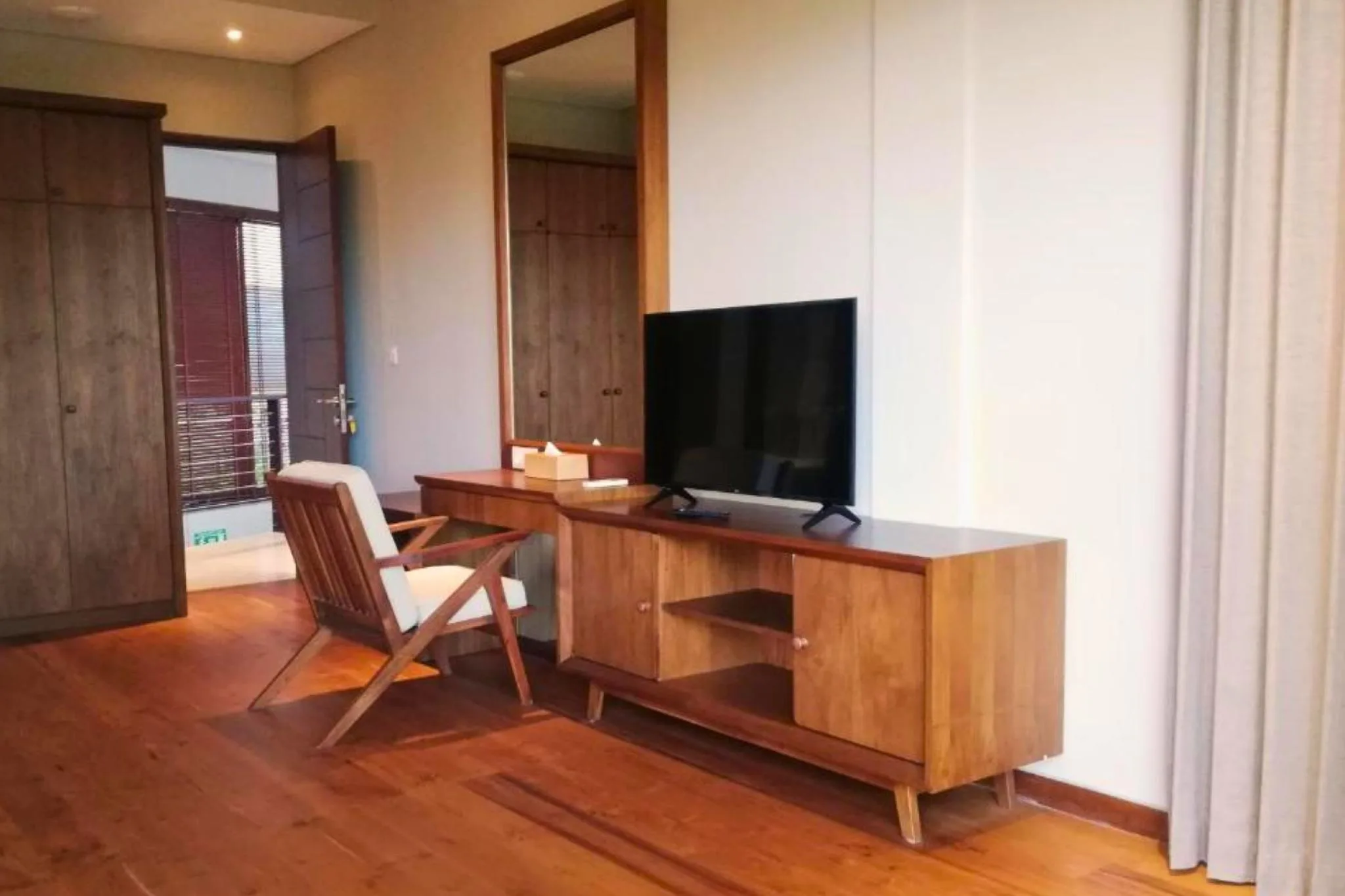 Cozy 2 BR with Private Pool NE157A - Photo 2