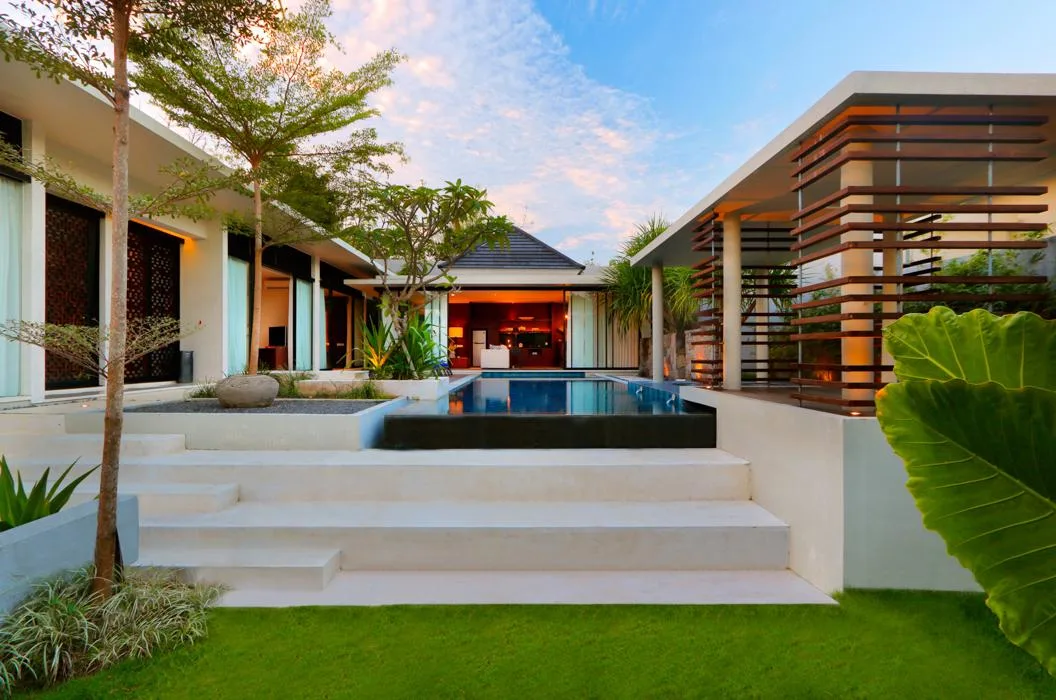 Deluxe Villa Suite 3BR, Nusa Dua - Photo 1