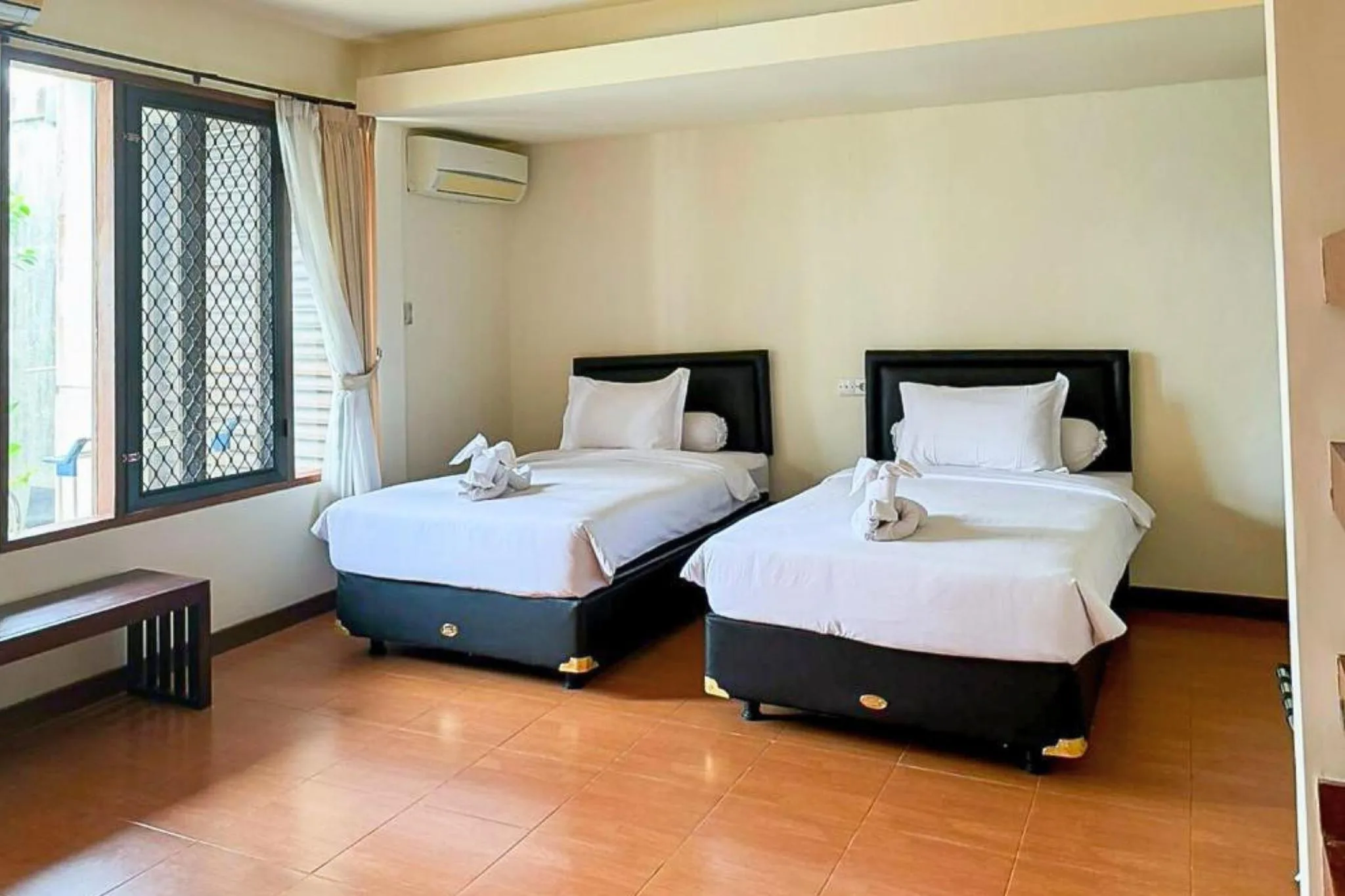 Gorgeous 4 BR Private Pool Villa at Ungasan Y033 - Photo 2
