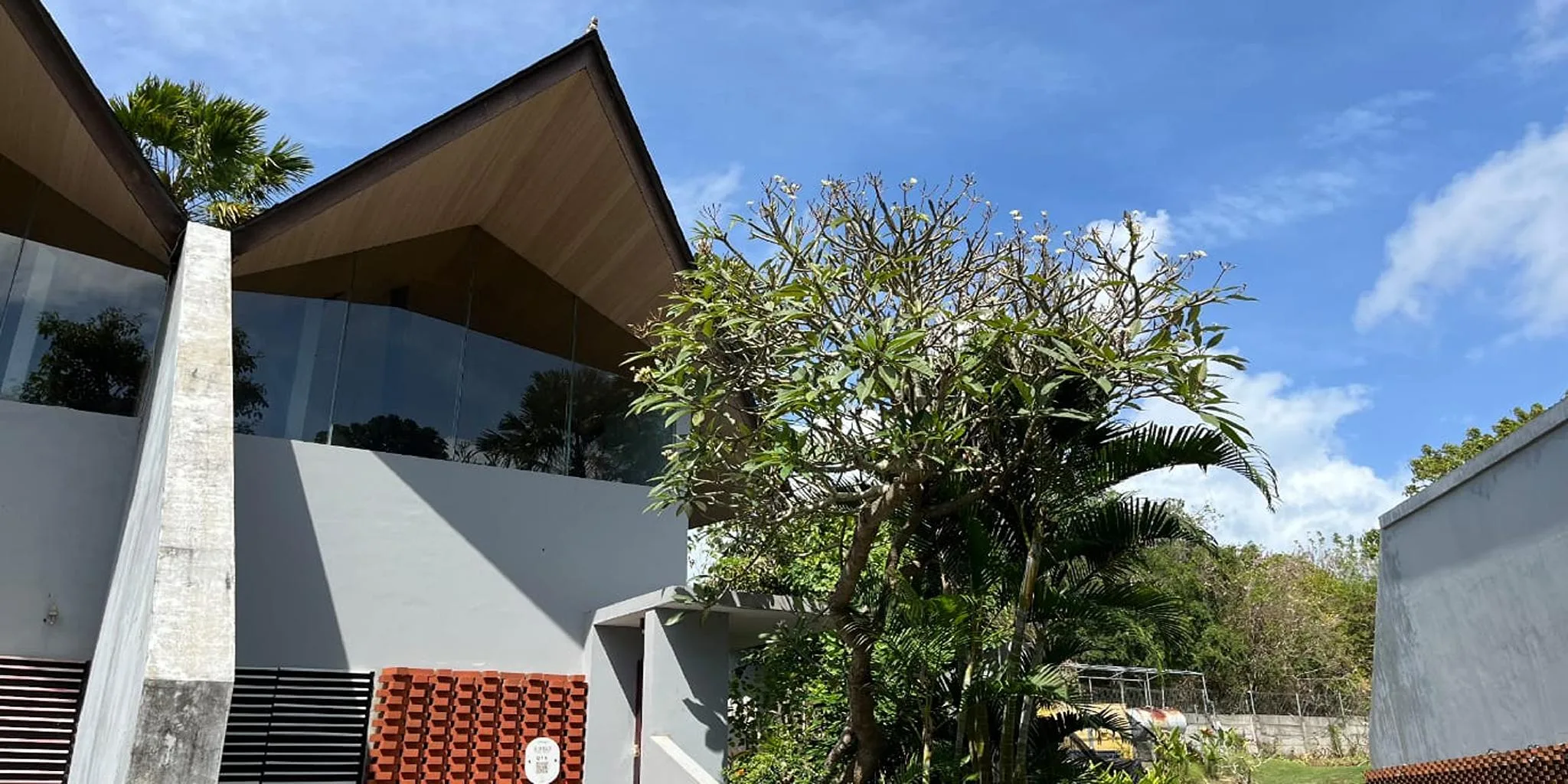 Hanacaraka Villa - Photo 3