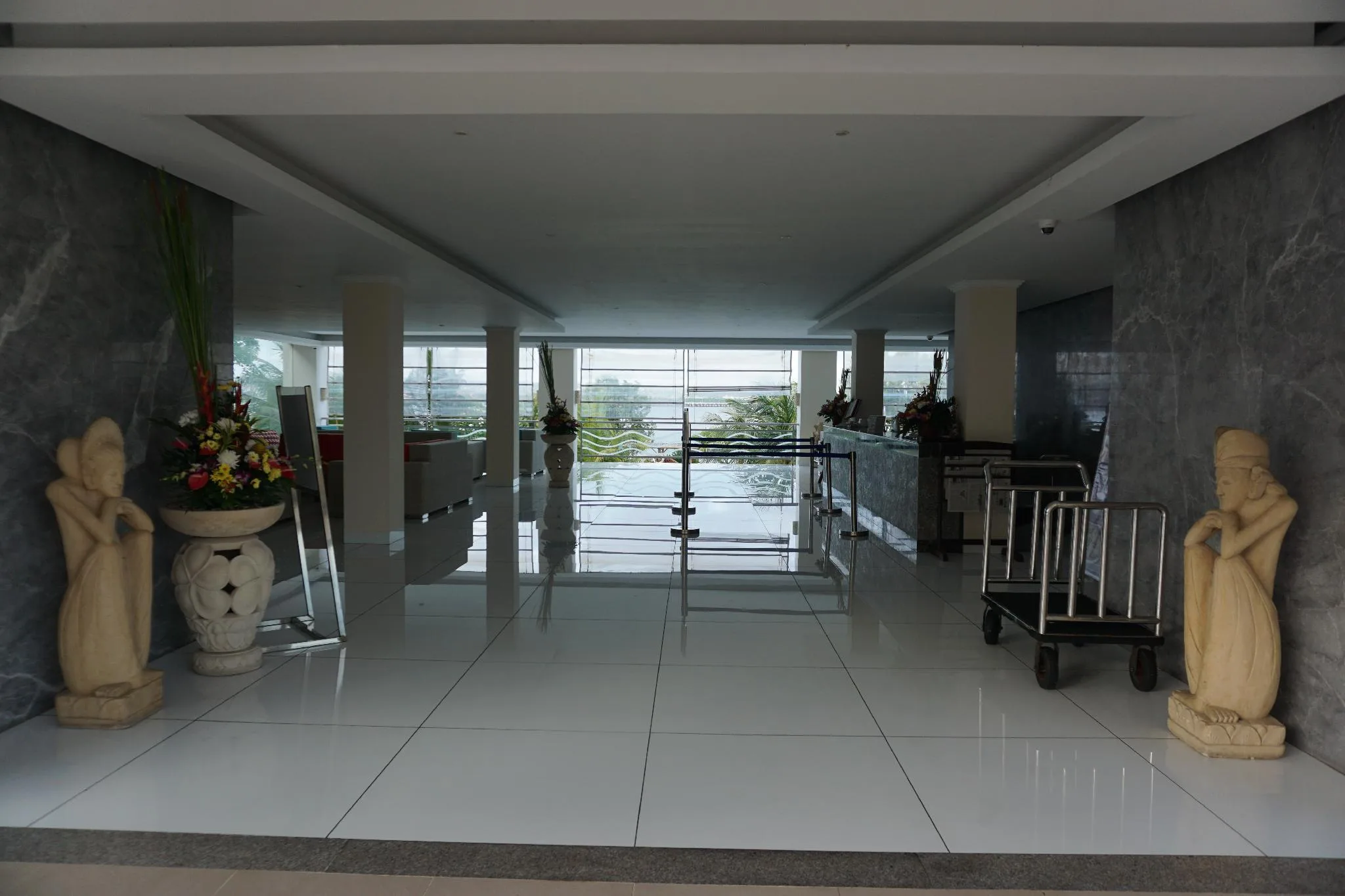 Peninsula Bay Resort - Photo 3