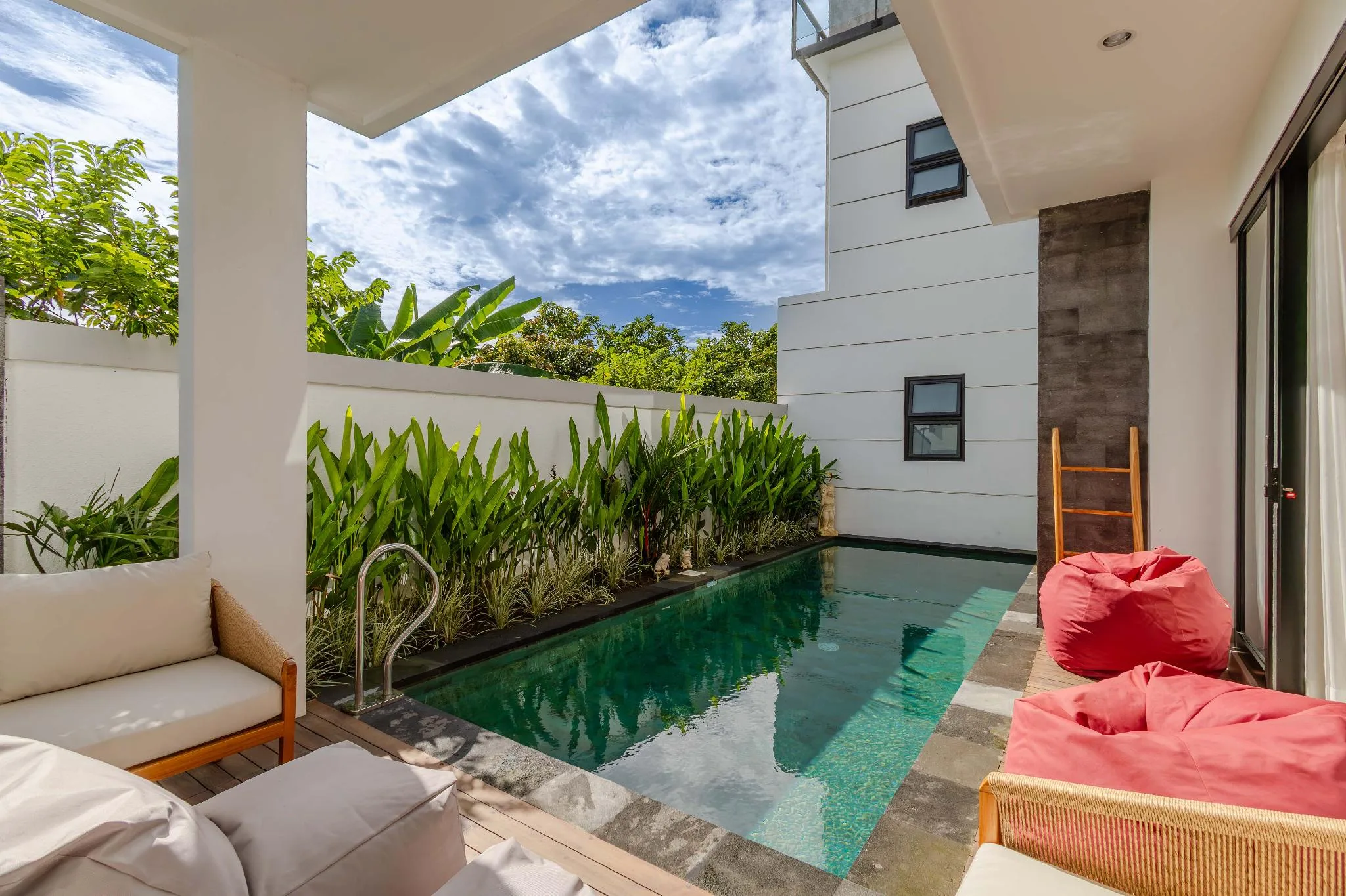 Villa Marylise 3BR with Private Pool in Nusa Dua - Photo 3