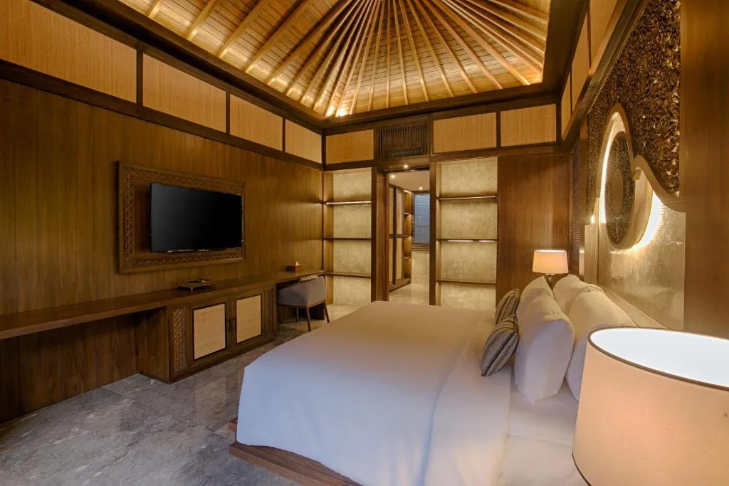 Villa Superior 3BDR in Nusa Dua - Photo 2